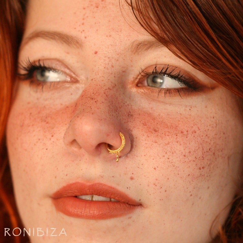 Amazon.com: Fake Clip On Nose Ring 24g - No Piercing Needed - Smooth Tiny  925 Silver Fake Nose Piercing : Handmade Products
